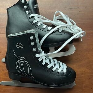 ice skates size 3
